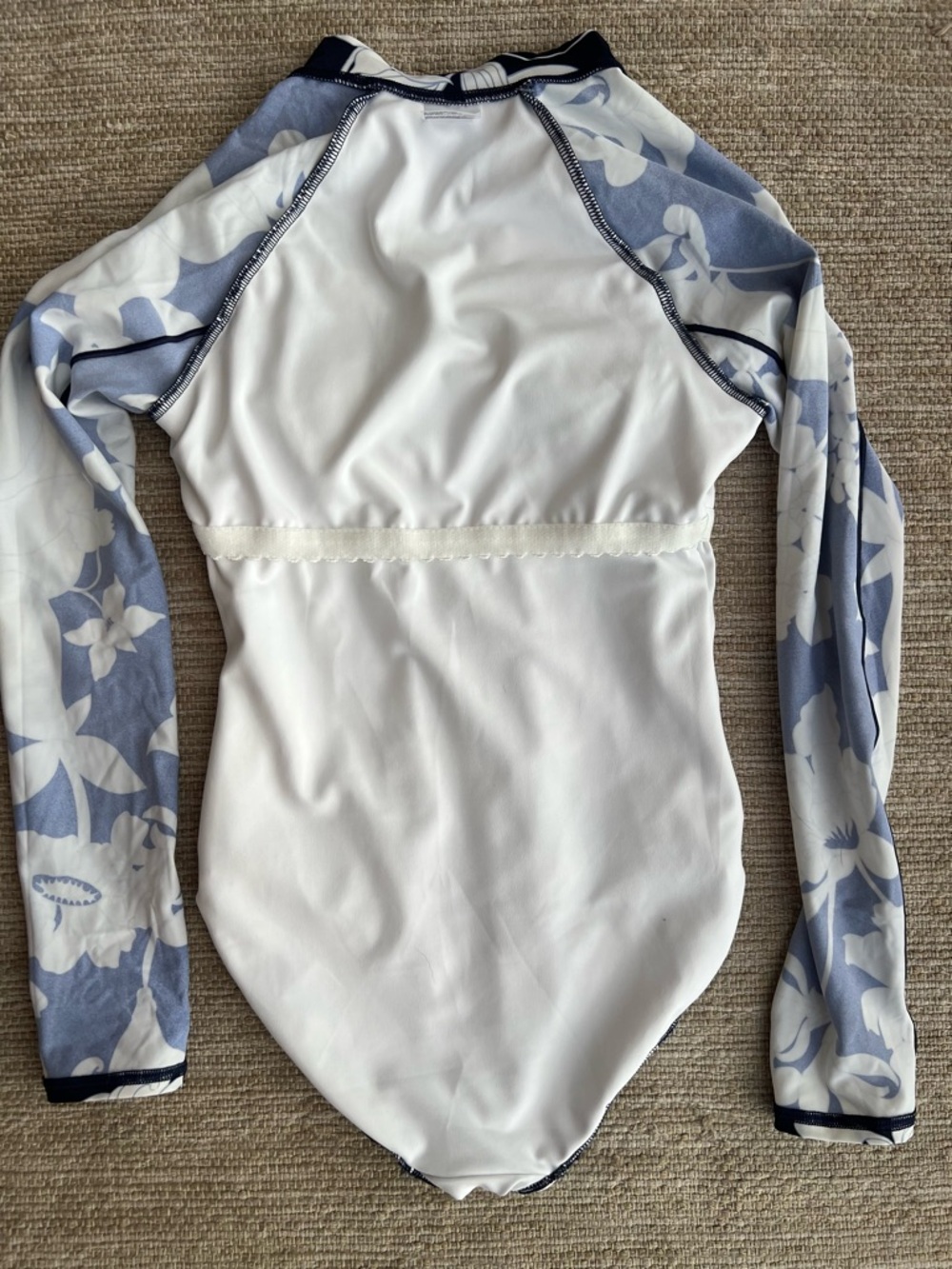 Lands' End Navy Blue & White Floral Long-Sleeve Rash Guard Swimsuit size 6P - Picture 6 of 9